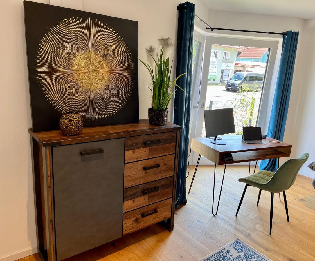 Ferienwohnung Uniqe I 90Qm I Terrasse Rosenheim Exterior foto