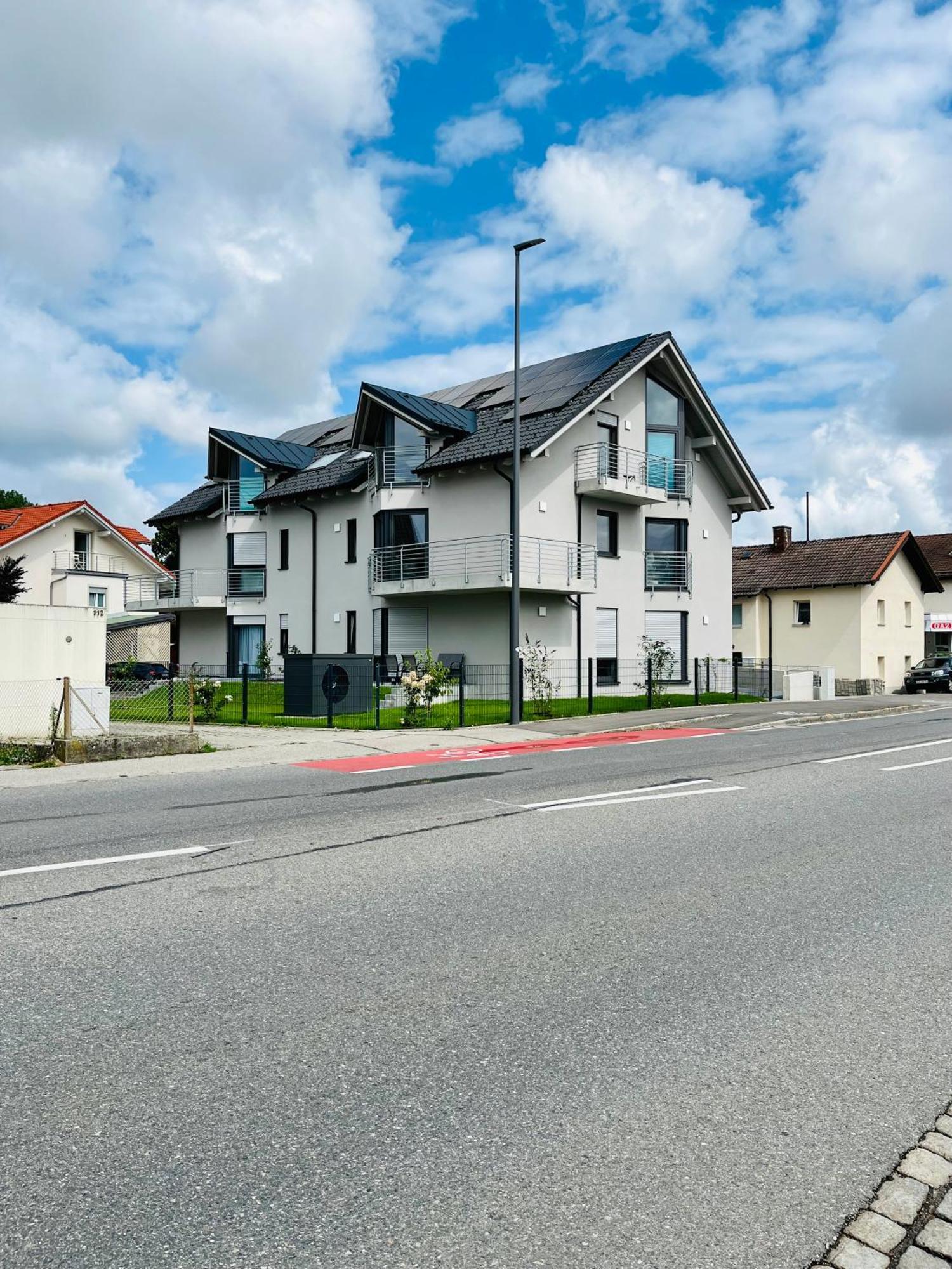 Ferienwohnung Uniqe I 90Qm I Terrasse Rosenheim Exterior foto