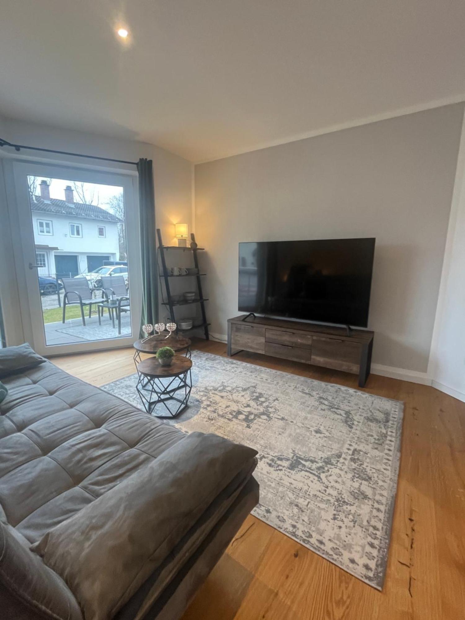 Ferienwohnung Uniqe I 90Qm I Terrasse Rosenheim Exterior foto